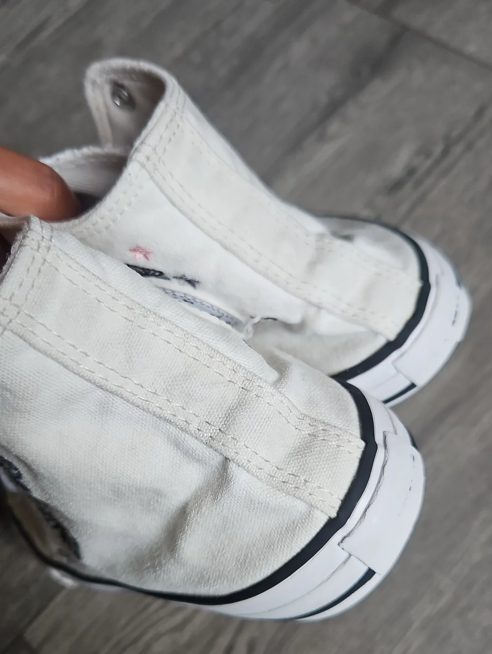 Kid's Chuck Taylor All Star High Top Sneaker Big Kid - Butterfly, Off White Sz 3 - Picture 7 of 10